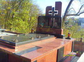 Памятник Киев, ритуальный памятник,эксклюзивный памятник,