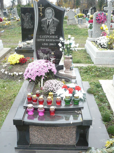 Памятник Киев, ритуальный памятник,эксклюзивный памятник,